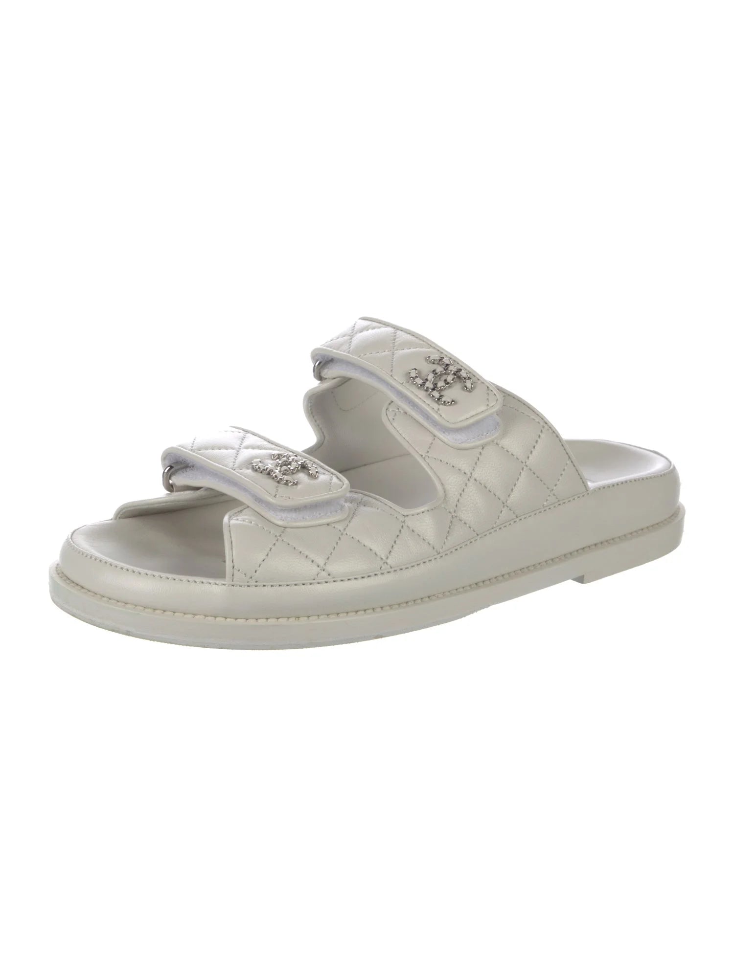 CHANEL Interlocking CC Logo Leather Slides